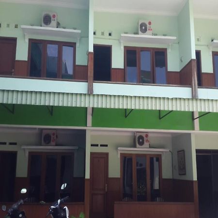 Hotel Mulia Lawean Εξωτερικό φωτογραφία