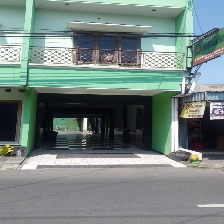Hotel Mulia Lawean Εξωτερικό φωτογραφία